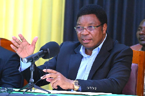 Majaliwa: Tekelezeni Miradi Kwa Fedha Za Ndani