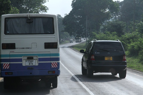 RC Mbeya amwagiza RPC kukamata magari yanayovunja sheria