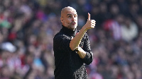 Pep Guardiola ajitega mwenyewe Man City