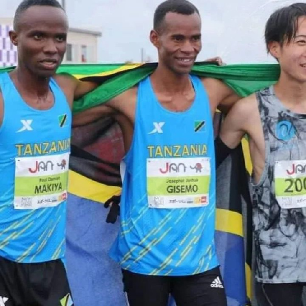 Watanzania wang'ara NAGAI Marathon Japan