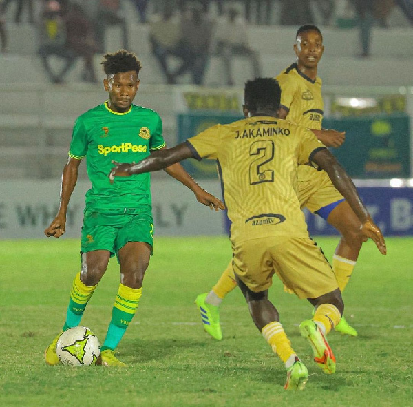 Young Africans, Azam FC zategana Dar