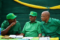 Kinana ajiuzulu CCM