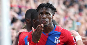 Wilfried Zaha Celebrates Cta10s8oxcwr15p9dl2r81exg