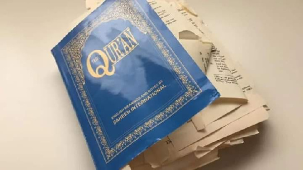 Wasakwa kwa Kuchana Quran