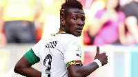 Asamoah Gyan kumpa Ex wake nyumba UK na Accra