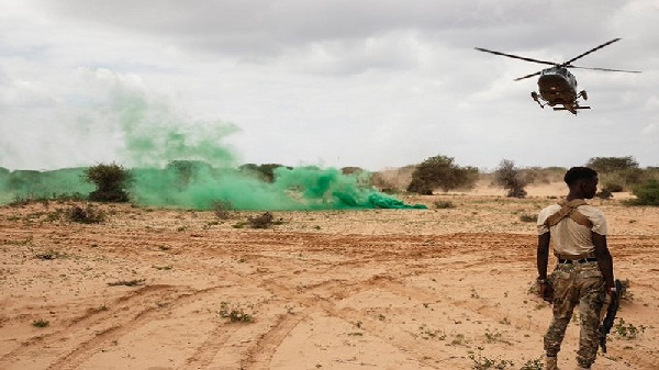 Al-shabab wateka helkopta ya UN na kuua mmoja