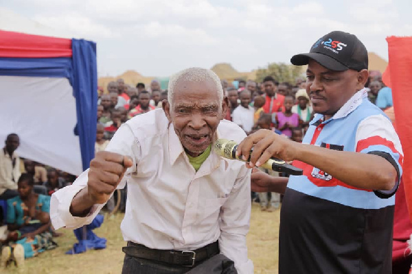 Mzee wa miaka 101 ajitoa kuipambania CHADEMA