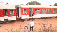 Mabehewa ya treni yaacha njia Kigoma