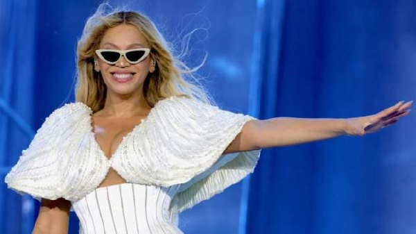 Beyoncé na Swift wang’ara onyesho la kwanza la filamu la Renaissance