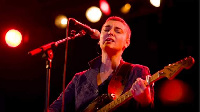 Maelfu kuaga mwili wa mwanamuziki na mwanaharakati Sinéad O'Connor