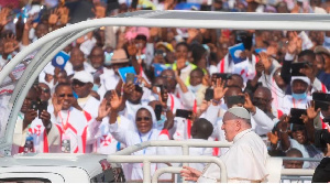 Papa Francis Awataka Watu Kuwasamehe Waliowadhuru