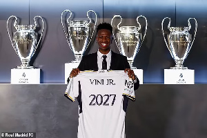 Vinicius Jr Sign New Contract