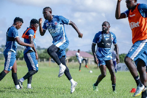 Simba Warejea Mazoezini Kuwawinda Polisi, Coastal