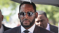 R.Kelly bado ngoma nzito gerezani