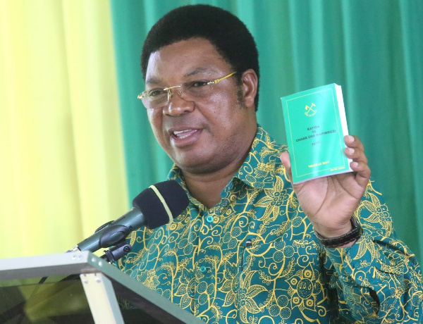 Majaliwa avunja makundi CCM