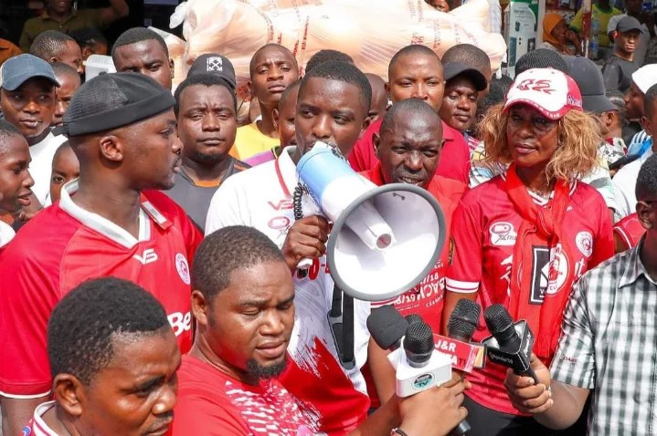 Meneja wa Habari na Mawasilino wa Simba SC Ahmed Ally